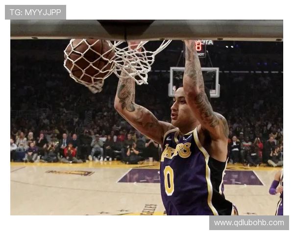 库兹马高效突破改变湖人进攻节奏，提升关键回合得分能力